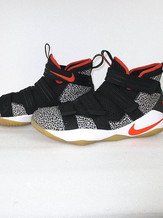 NIKE LEBRON ZOOM SOLDIER 11 SAFARI 897646-006 main image 15